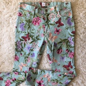 A Children’s Place girls floral pants